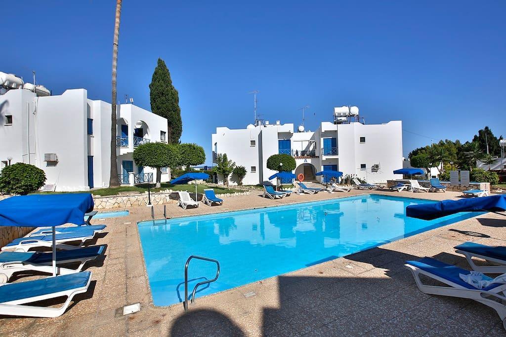 Dhekelia Diamond Apartment Larnaca Exterior photo