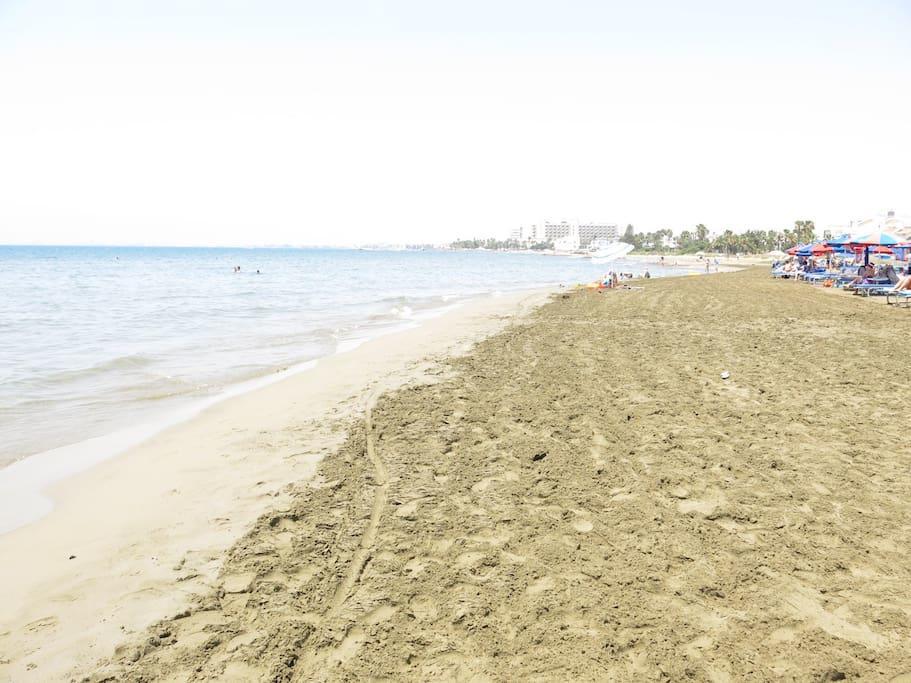 Dhekelia Diamond Apartment Larnaca Exterior photo